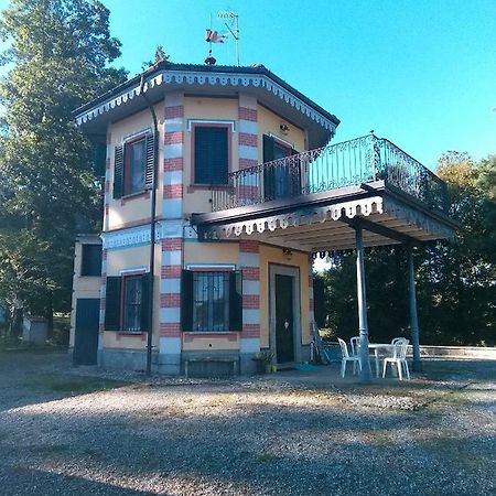 Agriturismo Villa Brugolta Lavena Ponte Tresa Buitenkant foto